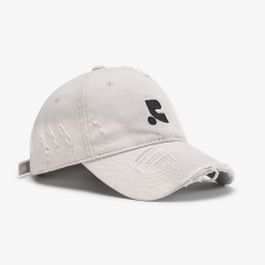 磨破棒球帽
