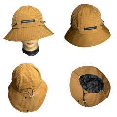 BUCKET HAT